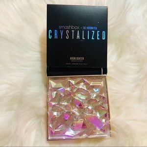 Smashbox + The hoodwitch Cristalized Highlighter